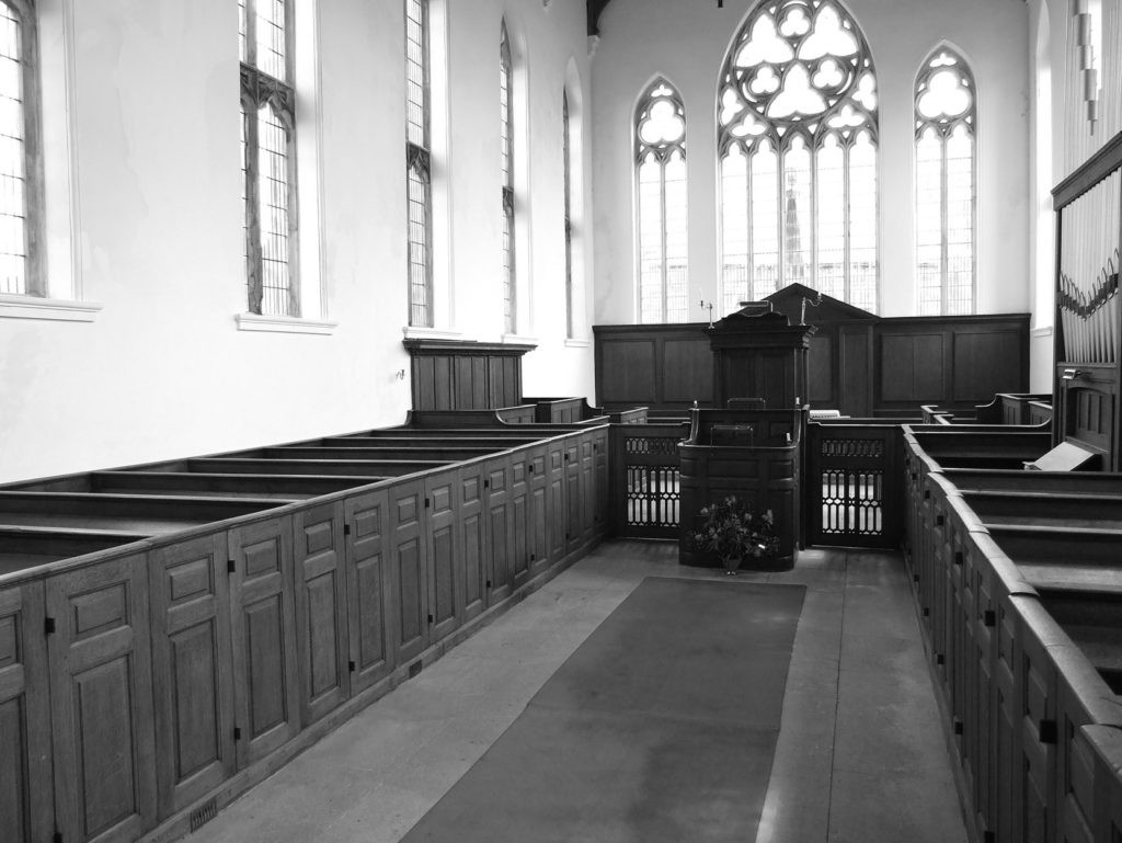 Empty-Church-Desat-1024x769