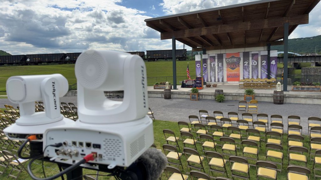 High-School-Certification-Ceremony-Livestream-3